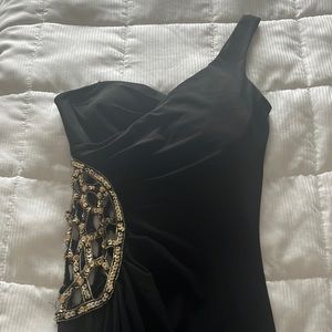 Black prom dress